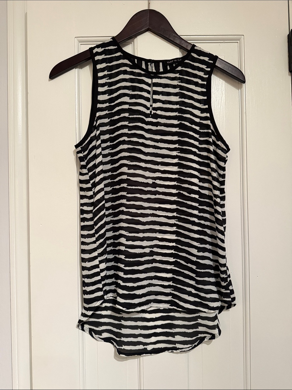 Black & White Striped Sleeveless Shell
